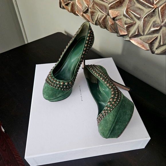 Sergio Rossi green suede studded platform heels pumps, 36 1/2 - Picture 9 of 9